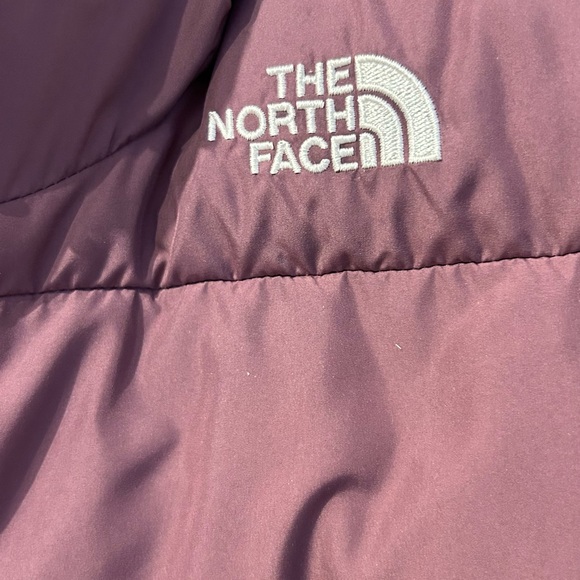 The North Face Dealio Girl’s 6 Purple Puffer Coat 550 - Picture 7 of 10